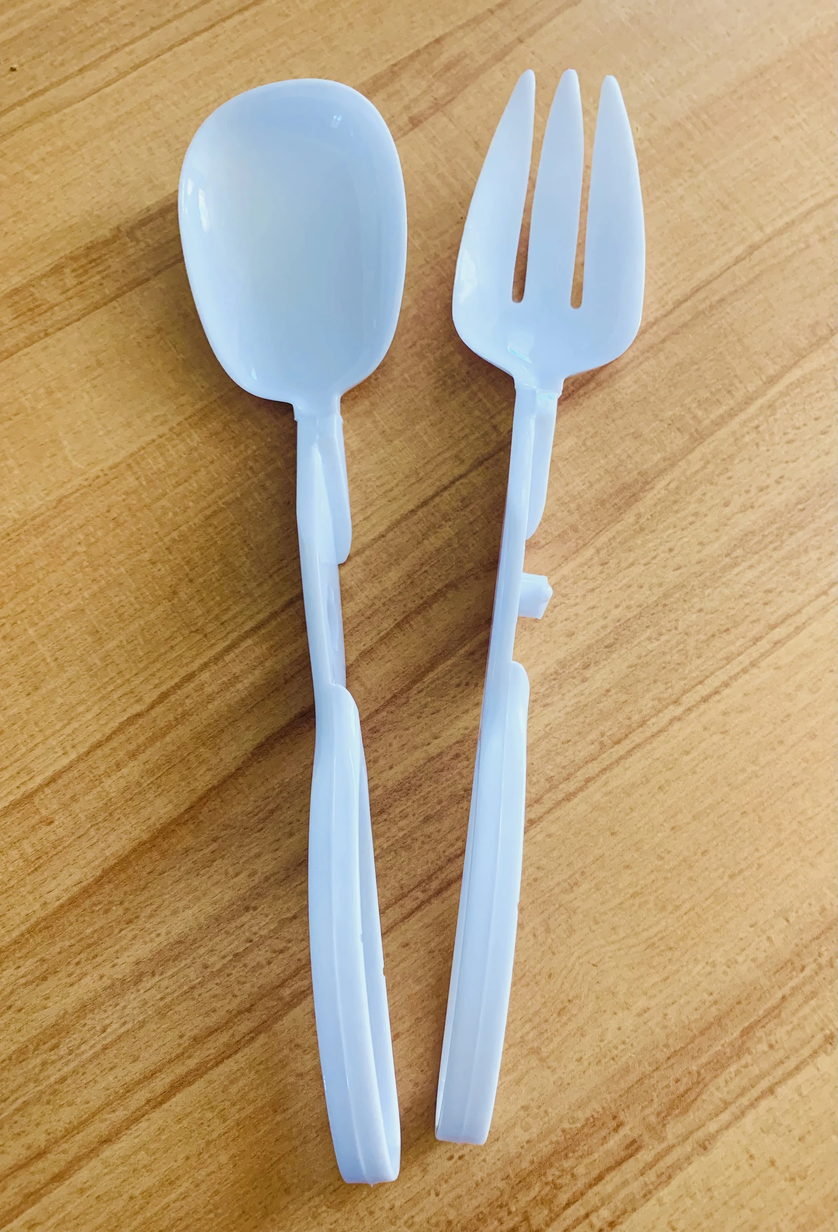 Lot of tongs + 2 plastic salad servers – photo 7